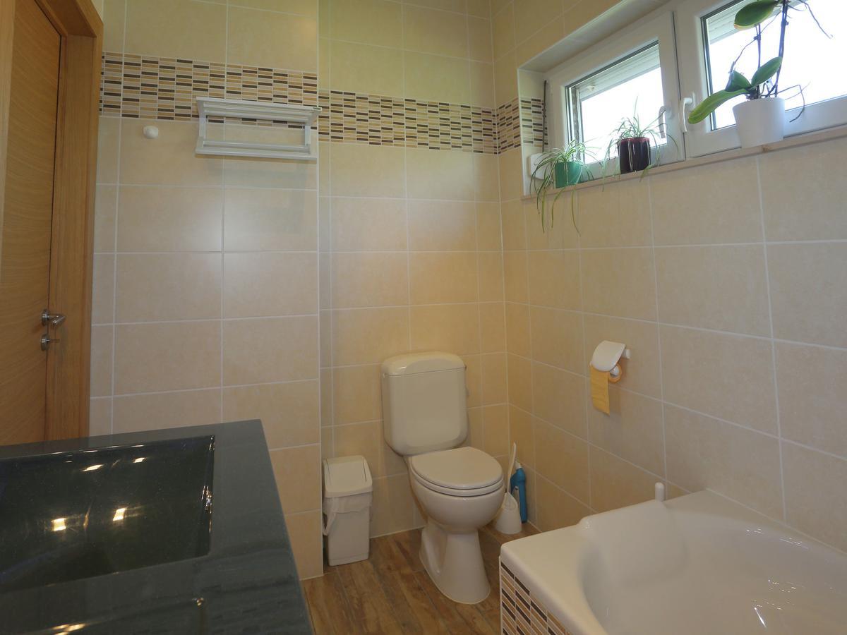 A Villa Perfectly Situated In Spa Between The Town Centre And The Forest Exterior foto